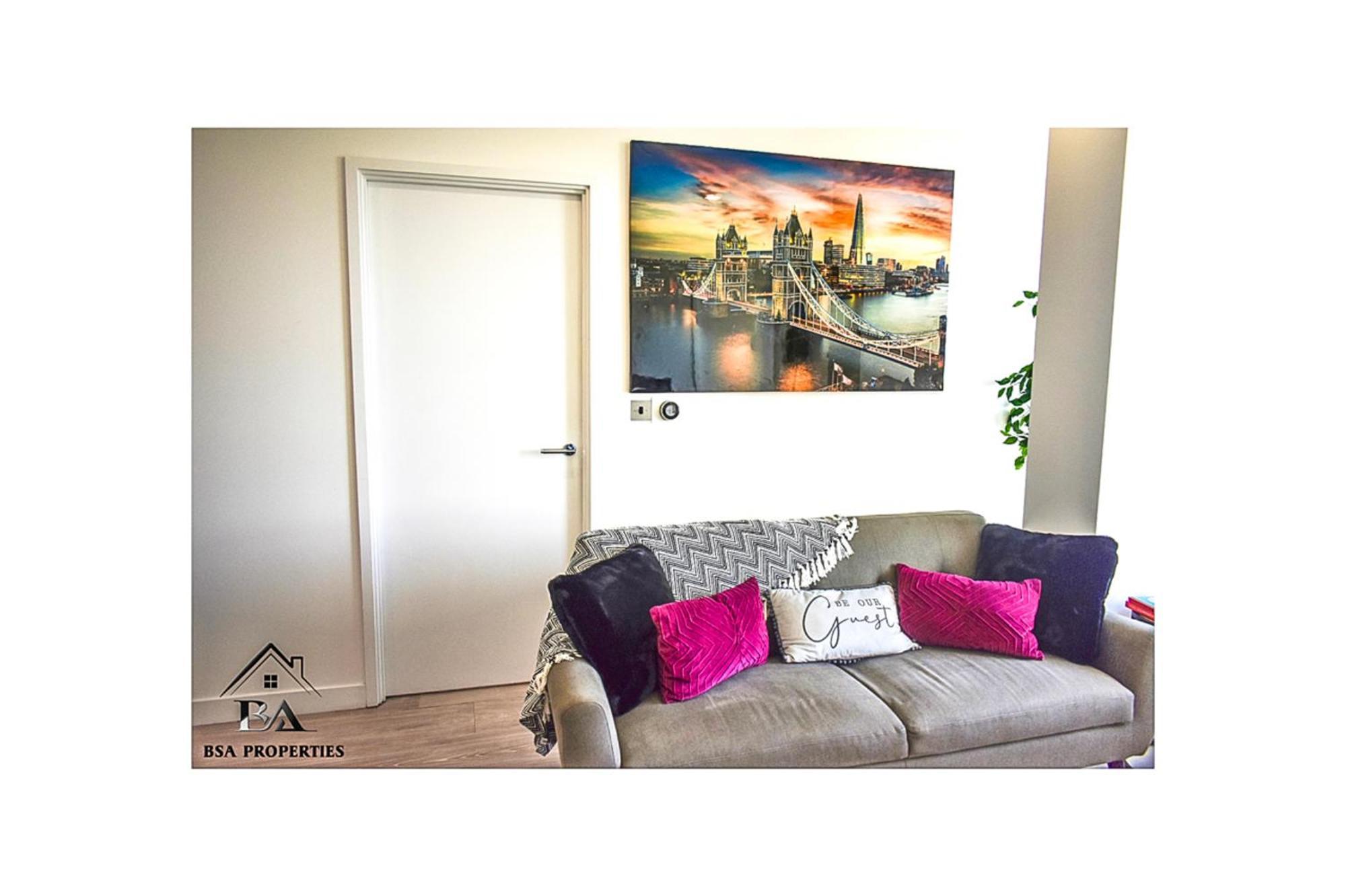 City Centre Apartment Close To Ascot & Legoland Sleep Upto 4 Guests - Parking On Request! Bracknell Exteriér fotografie
