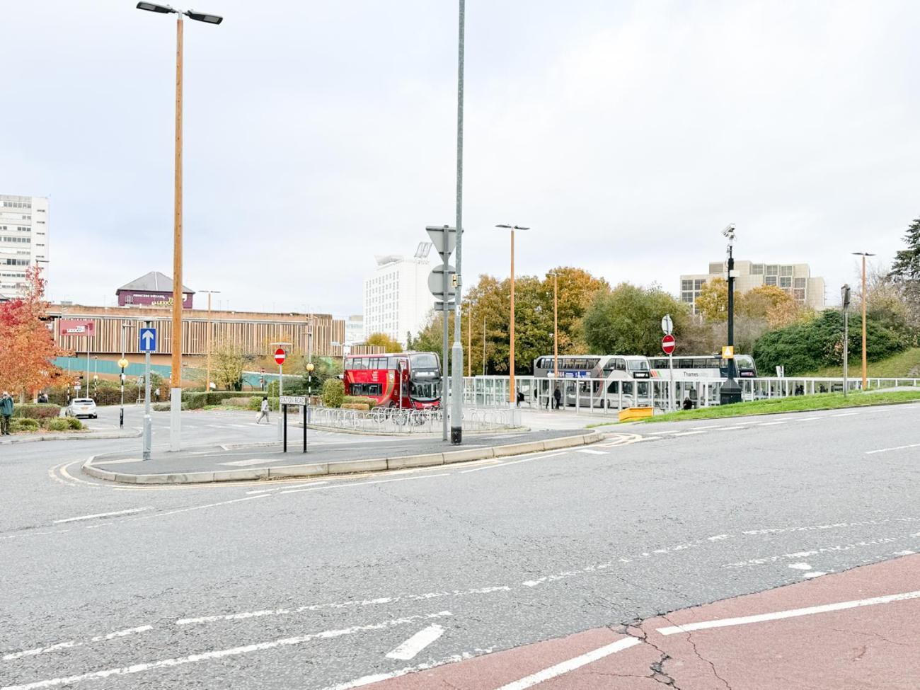 City Centre Apartment Close To Ascot & Legoland Sleep Upto 4 Guests - Parking On Request! Bracknell Exteriér fotografie