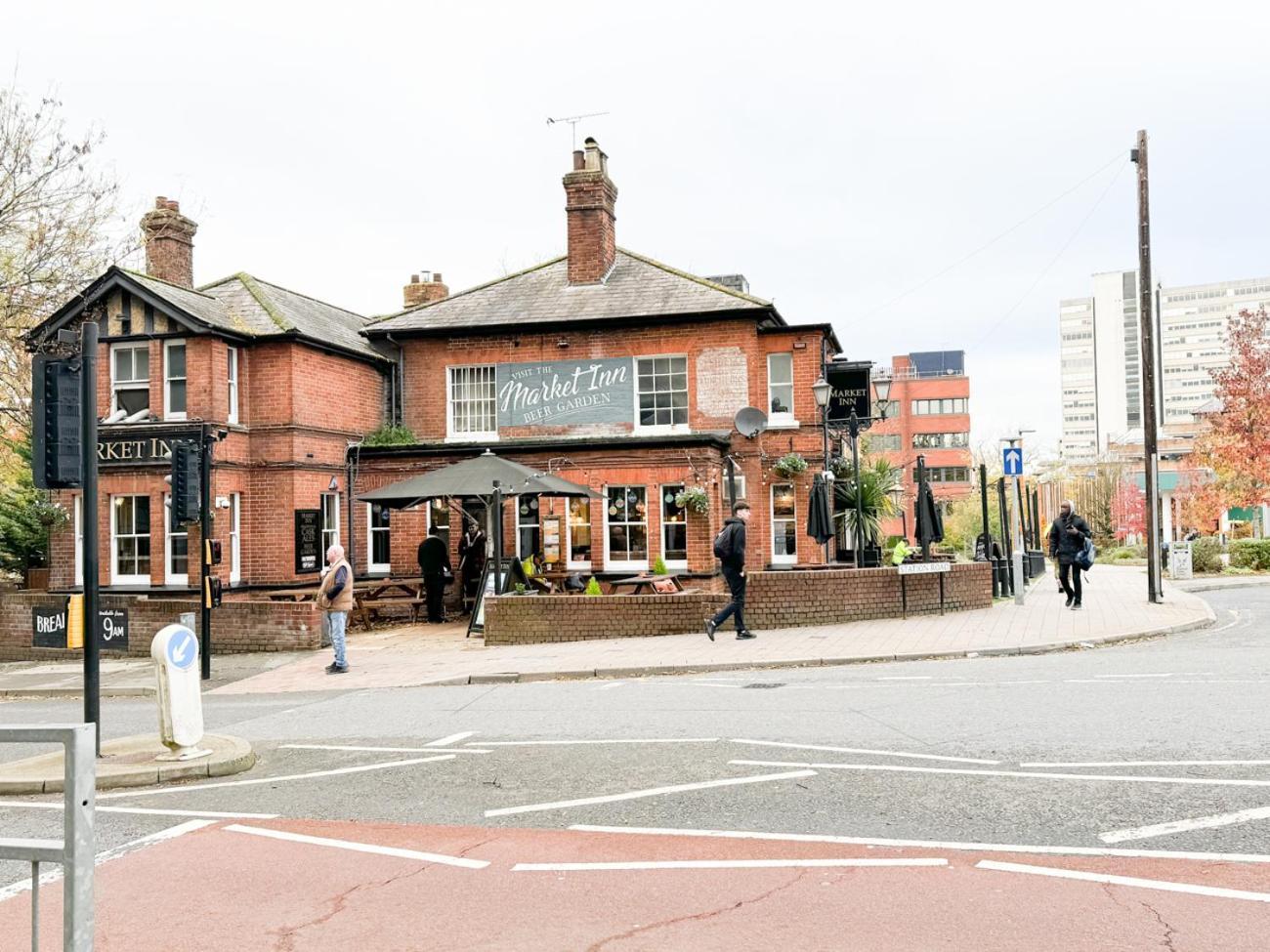 City Centre Apartment Close To Ascot & Legoland Sleep Upto 4 Guests - Parking On Request! Bracknell Exteriér fotografie